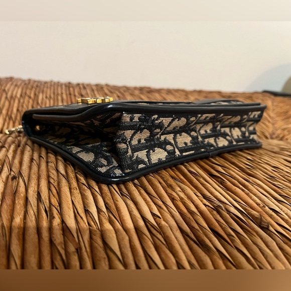 SOLD - Dior oblique canvas shoulder bag - Picture 3 of 8